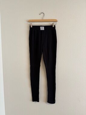 PrettyLittleThing Black Ribbed Leggings